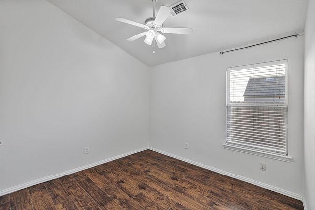 2709 Mountain Lion Drive, Fort Worth, TX 76244