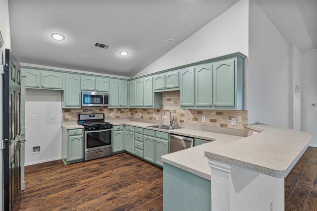 2709 Mountain Lion Drive, Fort Worth, TX 76244