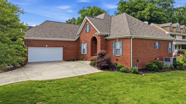 9349 Wandering Way, Ooltewah, TN 37363