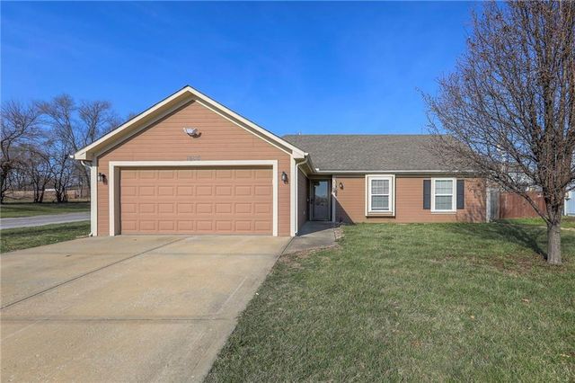1600 N Dover Street, Independence, MO 64058