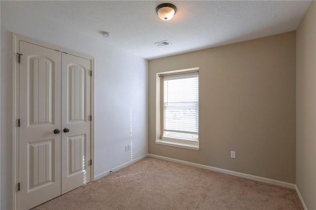 1600 N Dover Street, Independence, MO 64058