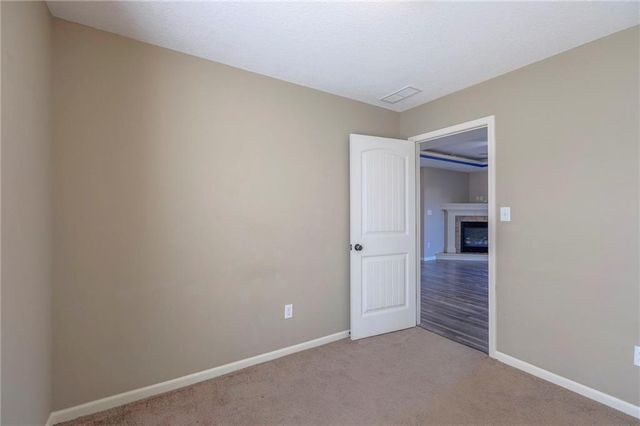 1600 N Dover Street, Independence, MO 64058