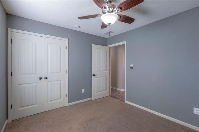 1600 N Dover Street, Independence, MO 64058