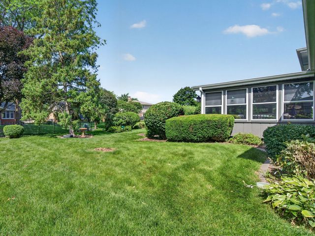 1609 Briarcrest Drive, New Lenox, IL 60451