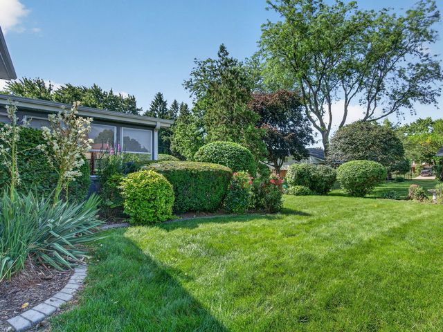 1609 Briarcrest Drive, New Lenox, IL 60451