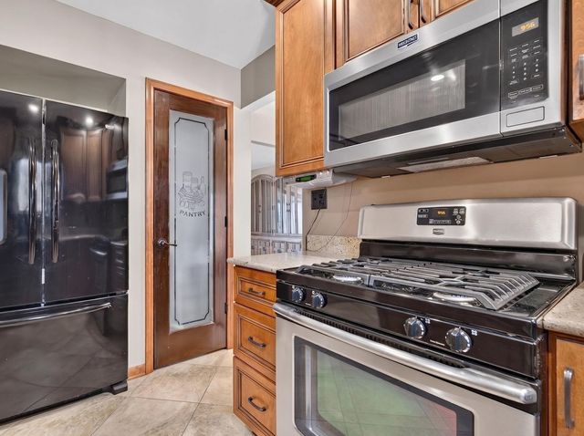 1609 Briarcrest Drive, New Lenox, IL 60451