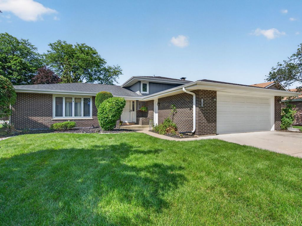 1609 Briarcrest Drive, New Lenox, IL 60451