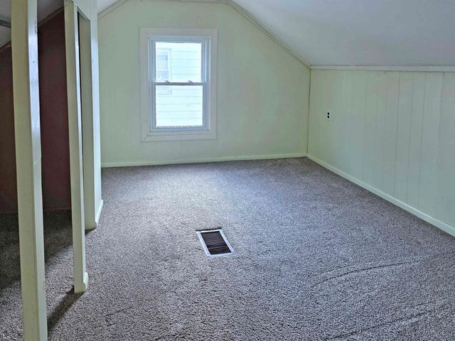 1004 N Williams Street, Bay City, MI 48706