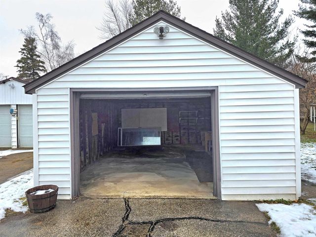 1004 N Williams Street, Bay City, MI 48706