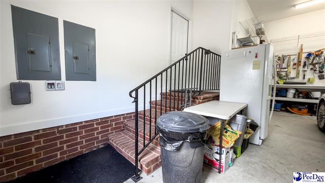 2512 Ascot Dr, Florence, SC 29501