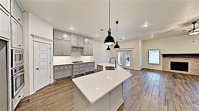 14316 Limestone Lane, Yukon, OK 73099