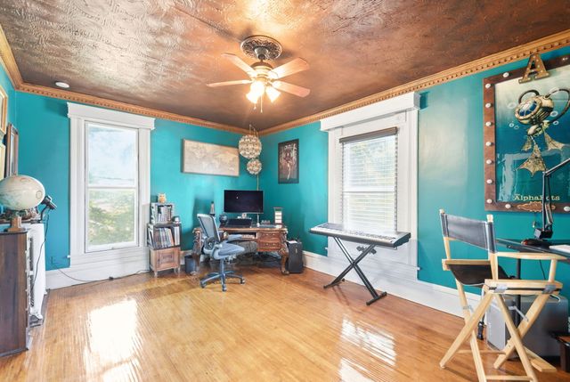 1402 Indiana Avenue, La Porte, IN 46350
