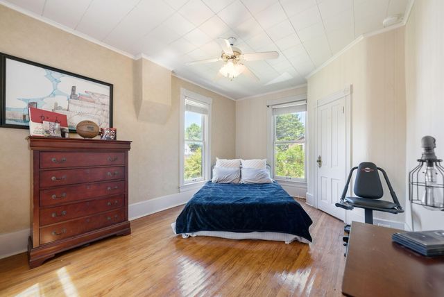 1402 Indiana Avenue, La Porte, IN 46350