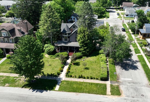 1402 Indiana Avenue, La Porte, IN 46350