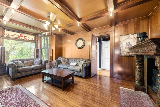 1402 Indiana Avenue, La Porte, IN 46350