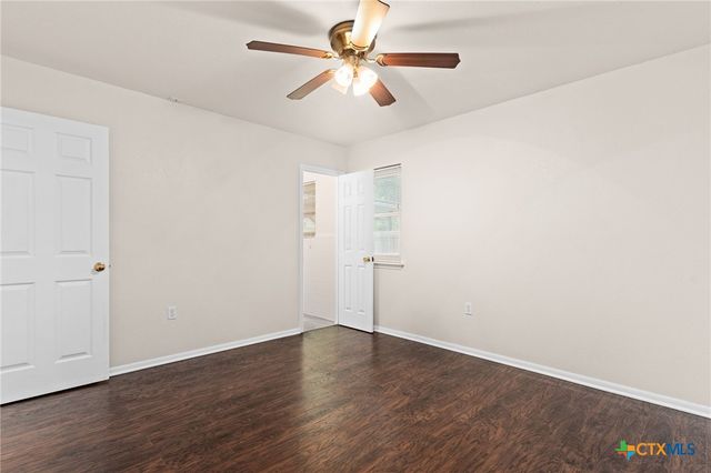 2004 Veterans Avenue, Copperas Cove, TX 76522