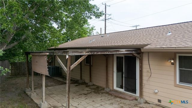 2004 Veterans Avenue, Copperas Cove, TX 76522