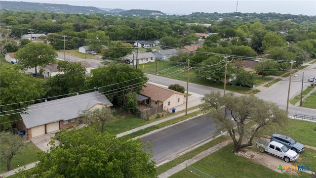 2004 Veterans Avenue, Copperas Cove, TX 76522