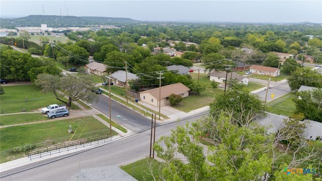 2004 Veterans Avenue, Copperas Cove, TX 76522