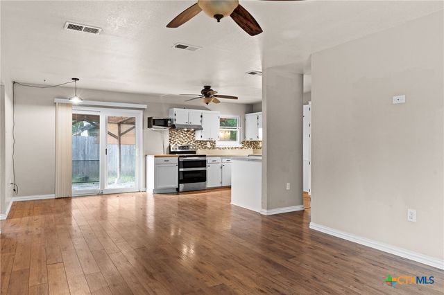 2004 Veterans Avenue, Copperas Cove, TX 76522