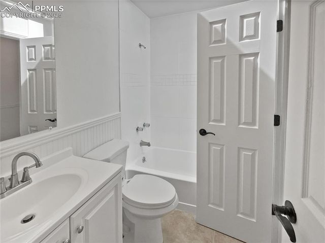 4690 Badlands Court, Colorado Springs, CO 80922