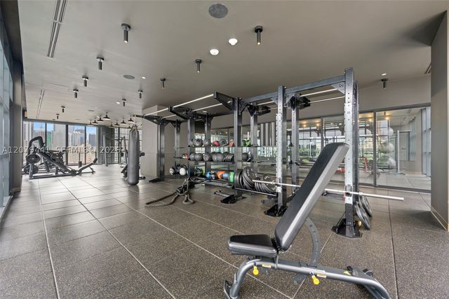 159 NE 6th St 3706, Miami, FL 33132