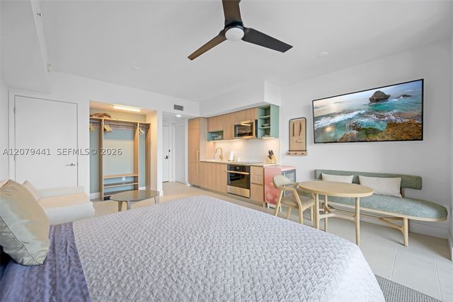 159 NE 6th St 3706, Miami, FL 33132
