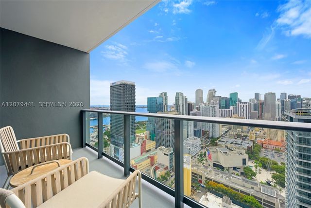 159 NE 6th St 3706, Miami, FL 33132