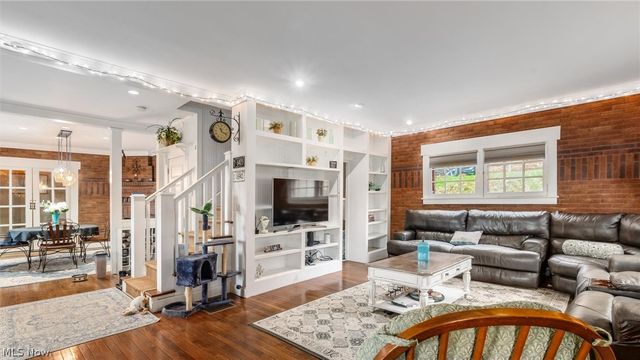 6405 N River Road, Zanesville, OH 43701