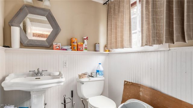 6405 N River Road, Zanesville, OH 43701