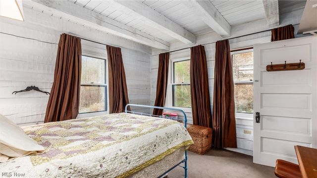 6405 N River Road, Zanesville, OH 43701