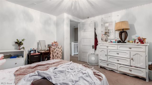 6405 N River Road, Zanesville, OH 43701