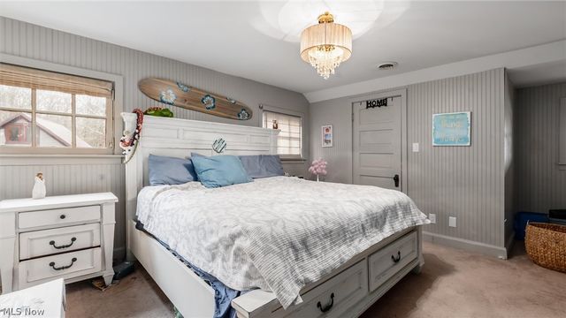 6405 N River Road, Zanesville, OH 43701