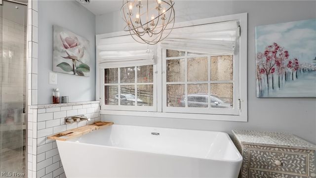 6405 N River Road, Zanesville, OH 43701