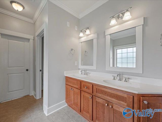 2440 Bell Manor Drive SW, Huntsville, AL 35803