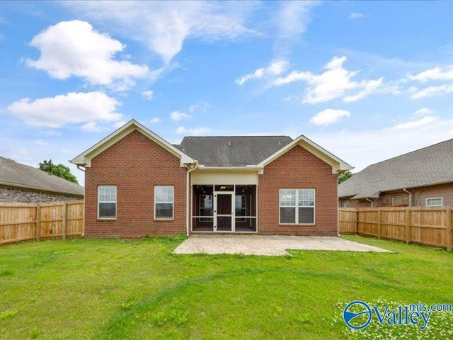 2440 Bell Manor Drive SW, Huntsville, AL 35803