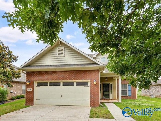 2440 Bell Manor Drive SW, Huntsville, AL 35803