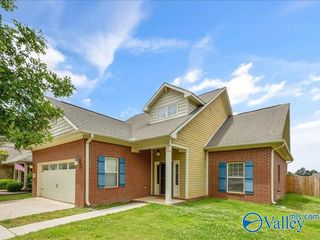 2440 Bell Manor Drive SW, Huntsville, AL 35803