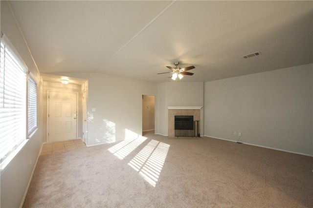 2001 Charlotte WAY, Round Rock, TX 78664