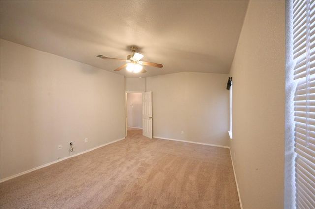 2001 Charlotte WAY, Round Rock, TX 78664