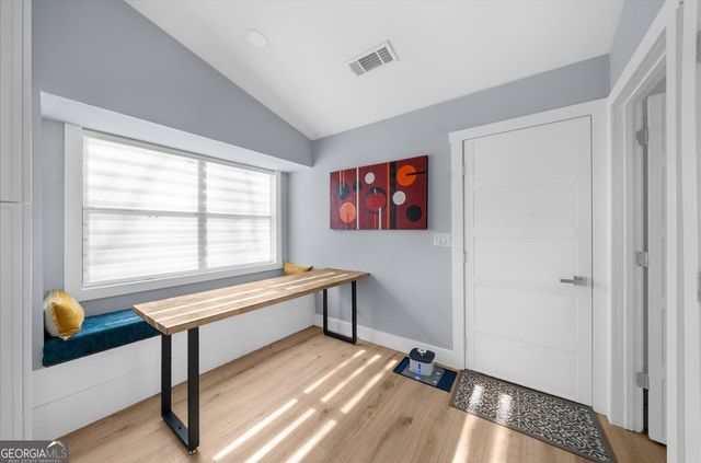 5802 Bay Pointe Sound NW, Acworth, GA 30101