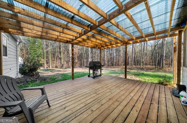 5802 Bay Pointe Sound NW, Acworth, GA 30101