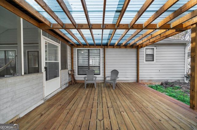 5802 Bay Pointe Sound NW, Acworth, GA 30101