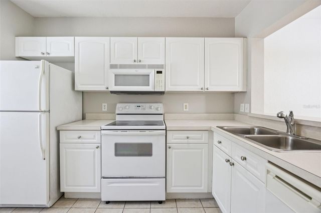 4175 PLANTATION COVE DRIVE, Orlando, FL 32810