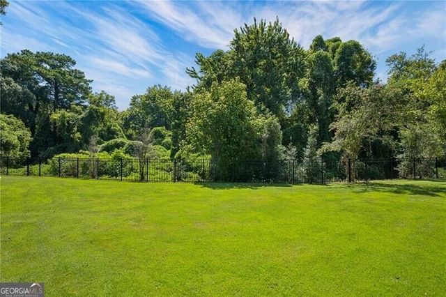 1887 Lenox Road NE, Atlanta, GA 30306