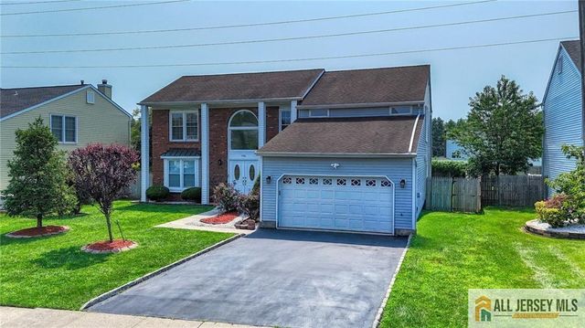 1394 Masoma Road, North Brunswick, NJ 08902