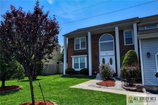 1394 Masoma Road, North Brunswick, NJ 08902