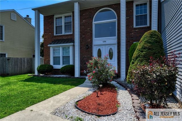1394 Masoma Road, North Brunswick, NJ 08902