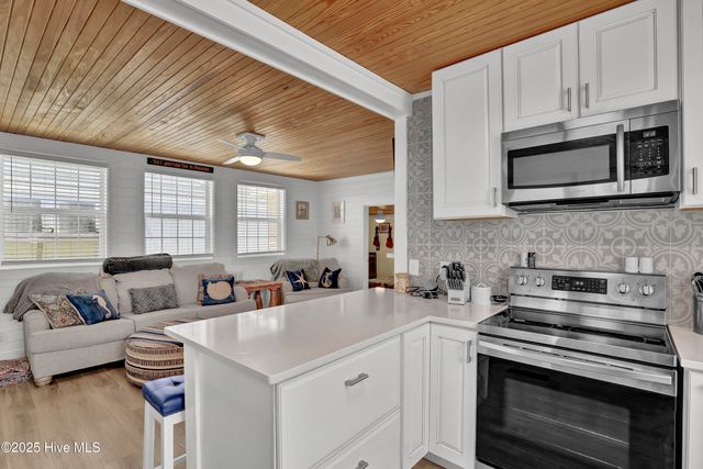405 N Shore Drive, Surf City, NC 28445