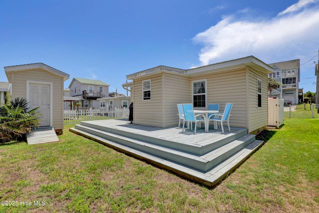 405 N Shore Drive, Surf City, NC 28445